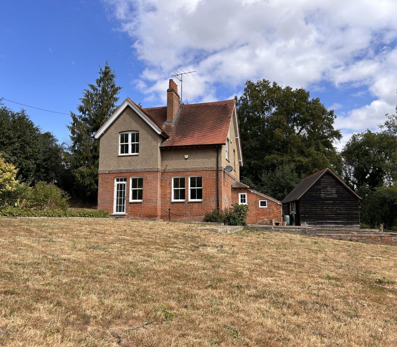 Hillside, Ashampstead Image